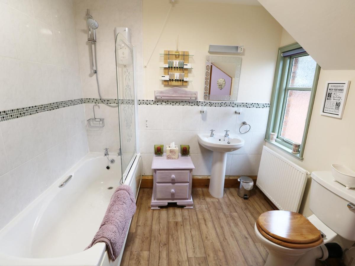 וודהול ספא Chippers Cottage מראה חיצוני תמונה