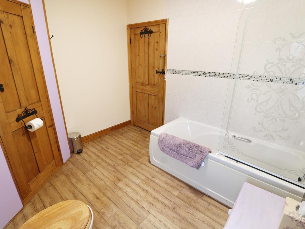 וודהול ספא Chippers Cottage מראה חיצוני תמונה