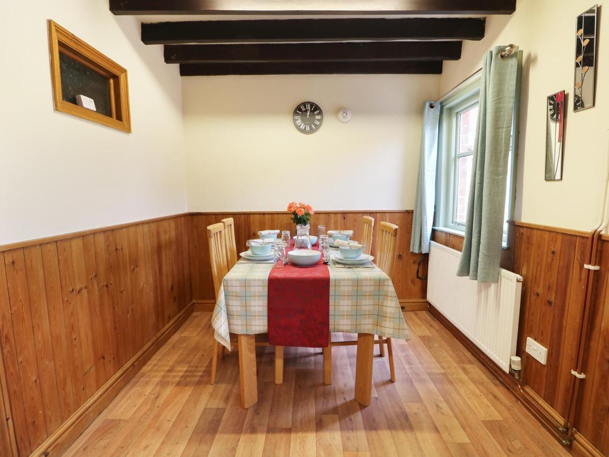 וודהול ספא Chippers Cottage מראה חיצוני תמונה